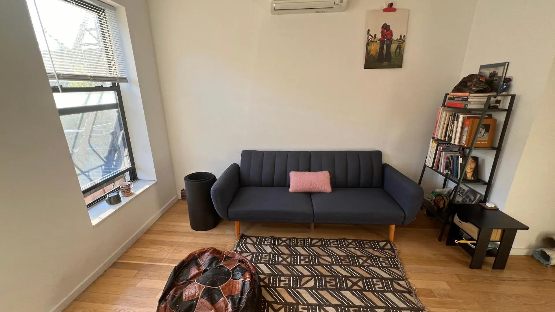 1 Bedroom In Apartment In Bedstuy Brooklyn contacts